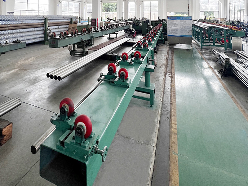 CNC grinding machine