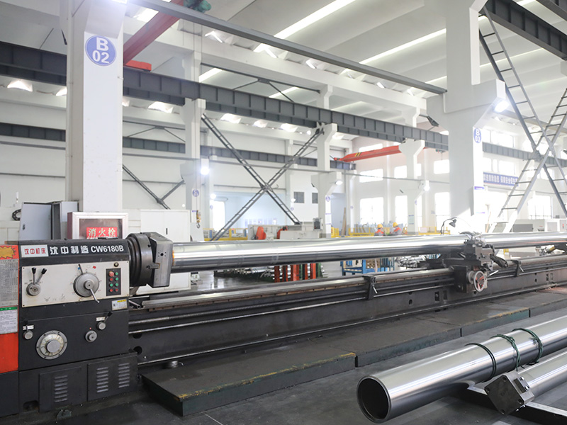 Ultra long lathe